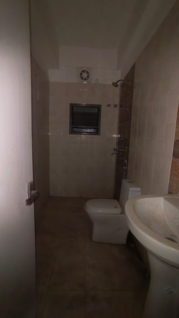 Unfurnished 3bhk in Bhagaduttapur Rd, Kalyani Nagar, Jonaknagar, Kahilipara, Guwahati, Assam, India for Rent